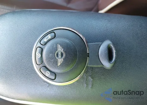 2010 Mini Cooper S Clubman from USA, damaged, VIN WMWMM3C57ATP94538